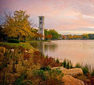 campus-lake-fall